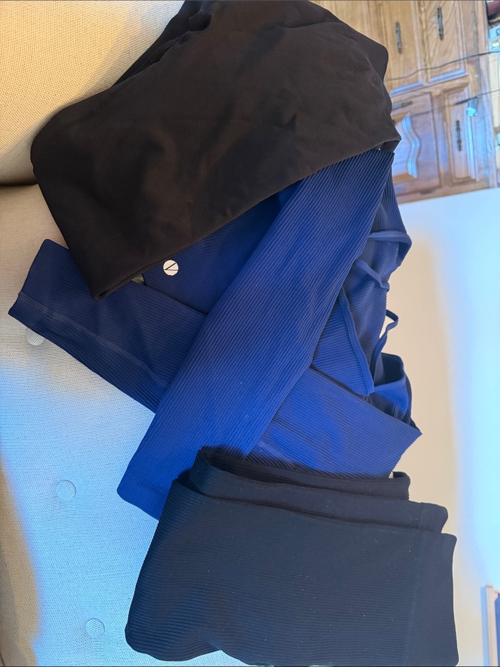 Workout Set - Blue Ribbed Top with Black Leggings